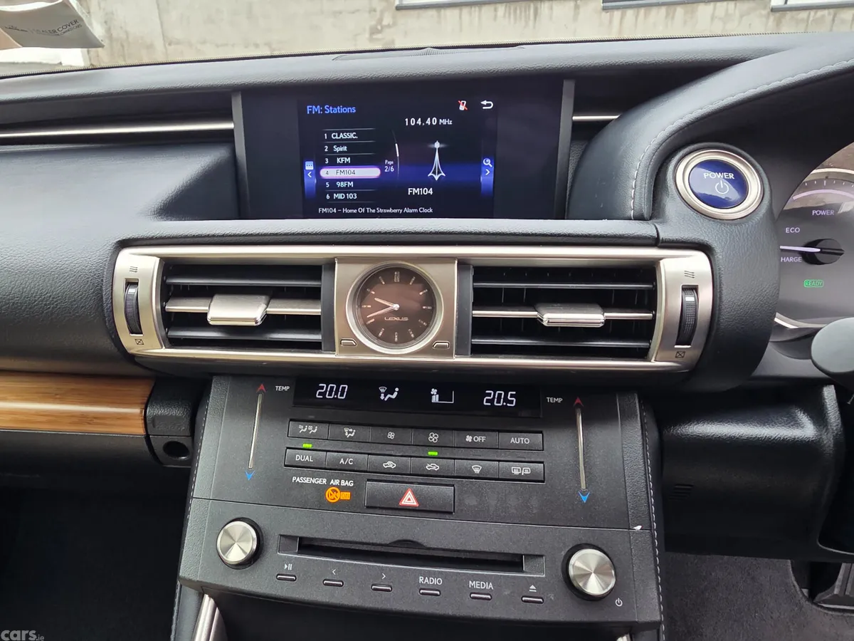 Lexus IS Saloon, Petrol Hybrid, 2017, Grey