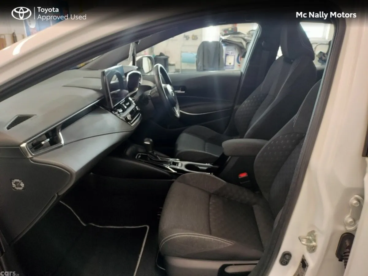 Toyota Corolla Hatchback, Petrol Hybrid, 2023, White