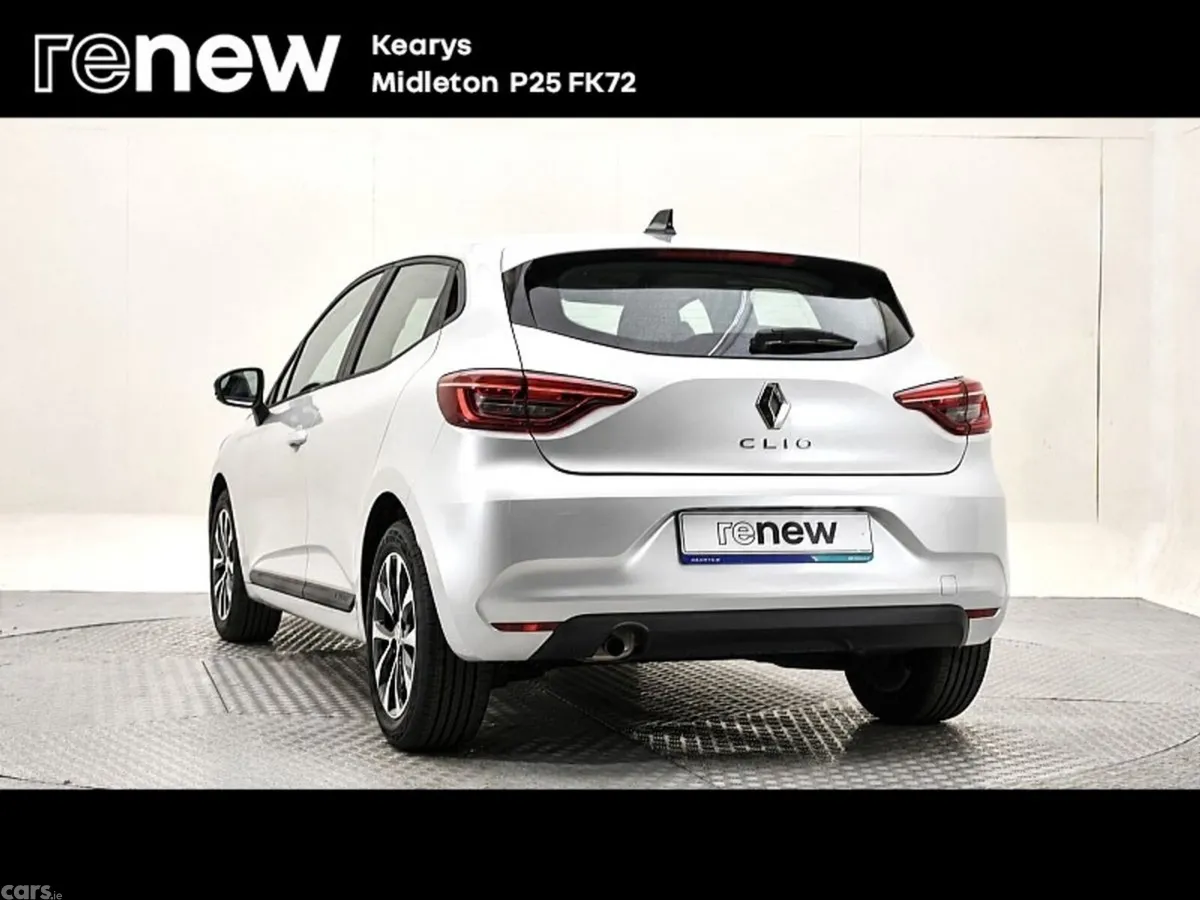 Renault Clio Hatchback, Petrol, 2023, Silver