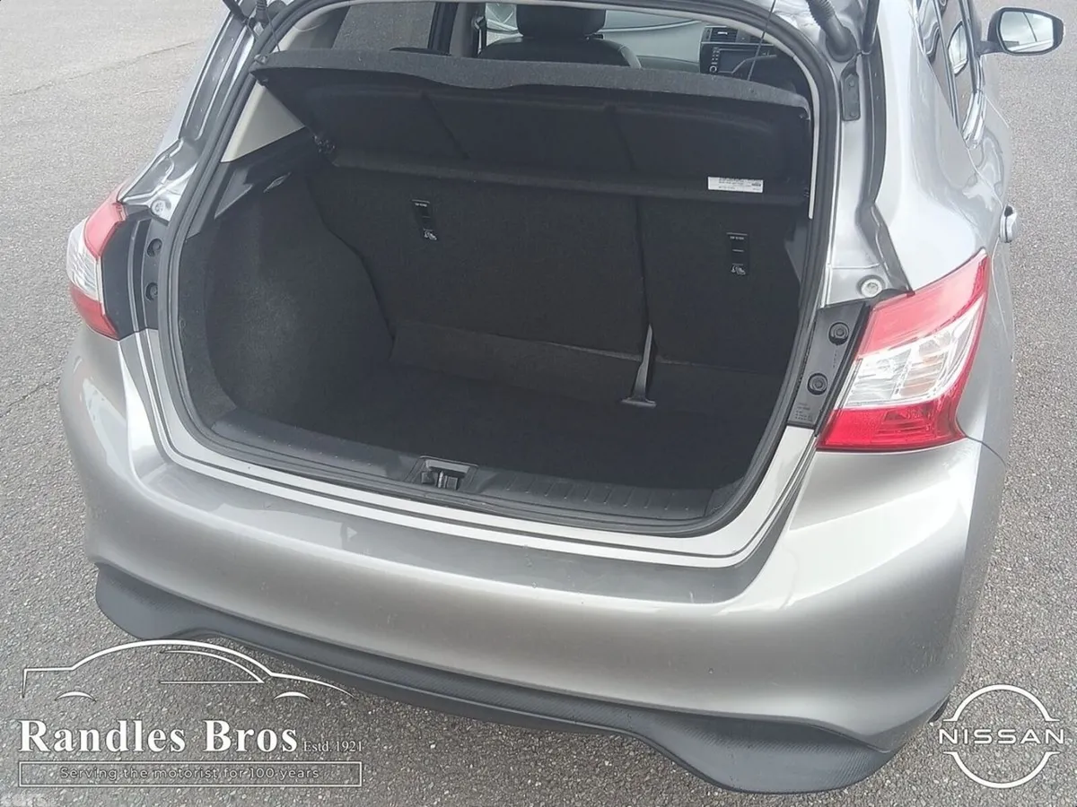Nissan Pulsar Hatchback, Petrol, 2018, Grey
