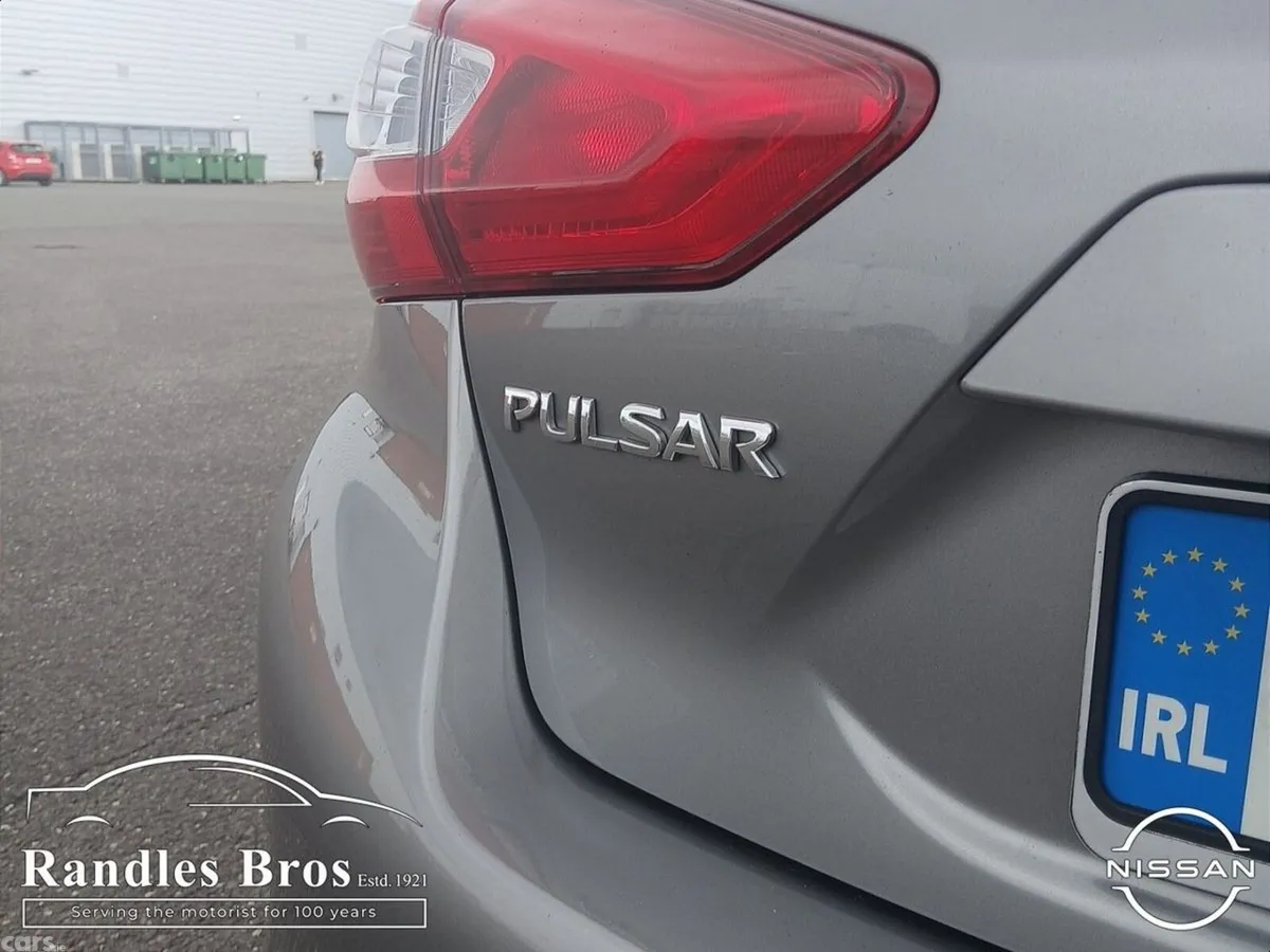 Nissan Pulsar Hatchback, Petrol, 2018, Grey