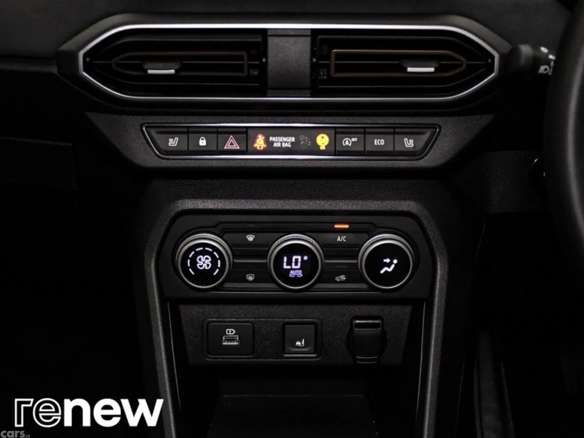 Dacia Sandero Stepway SUV, Petrol, 2026, Grey