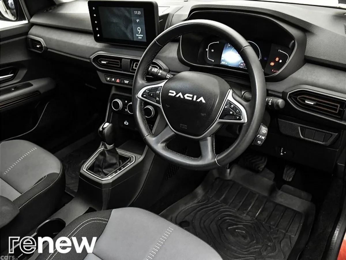 Dacia Jogger MPV, Petrol Hybrid, 2024, Brown