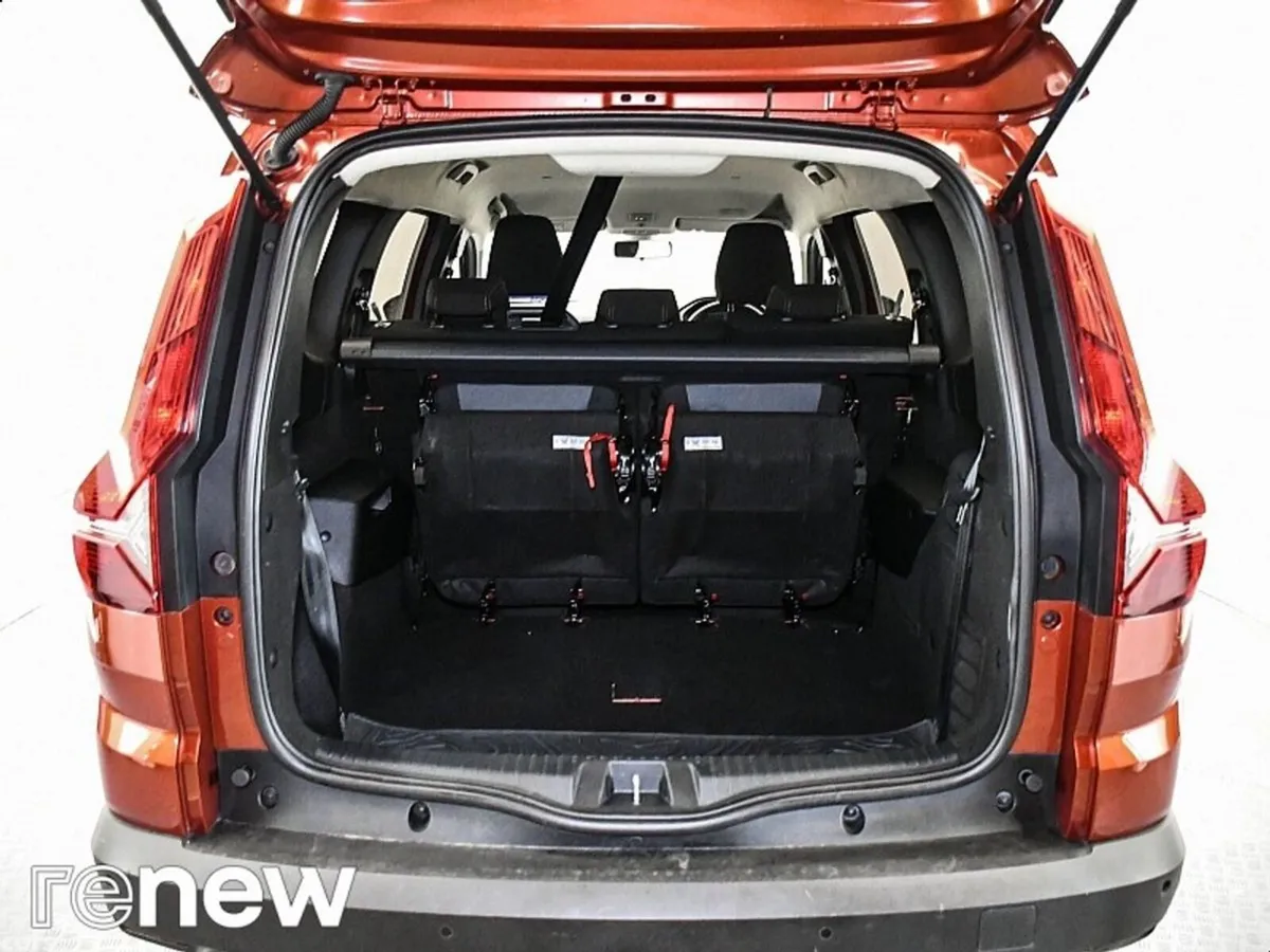 Dacia Jogger MPV, Petrol Hybrid, 2024, Brown