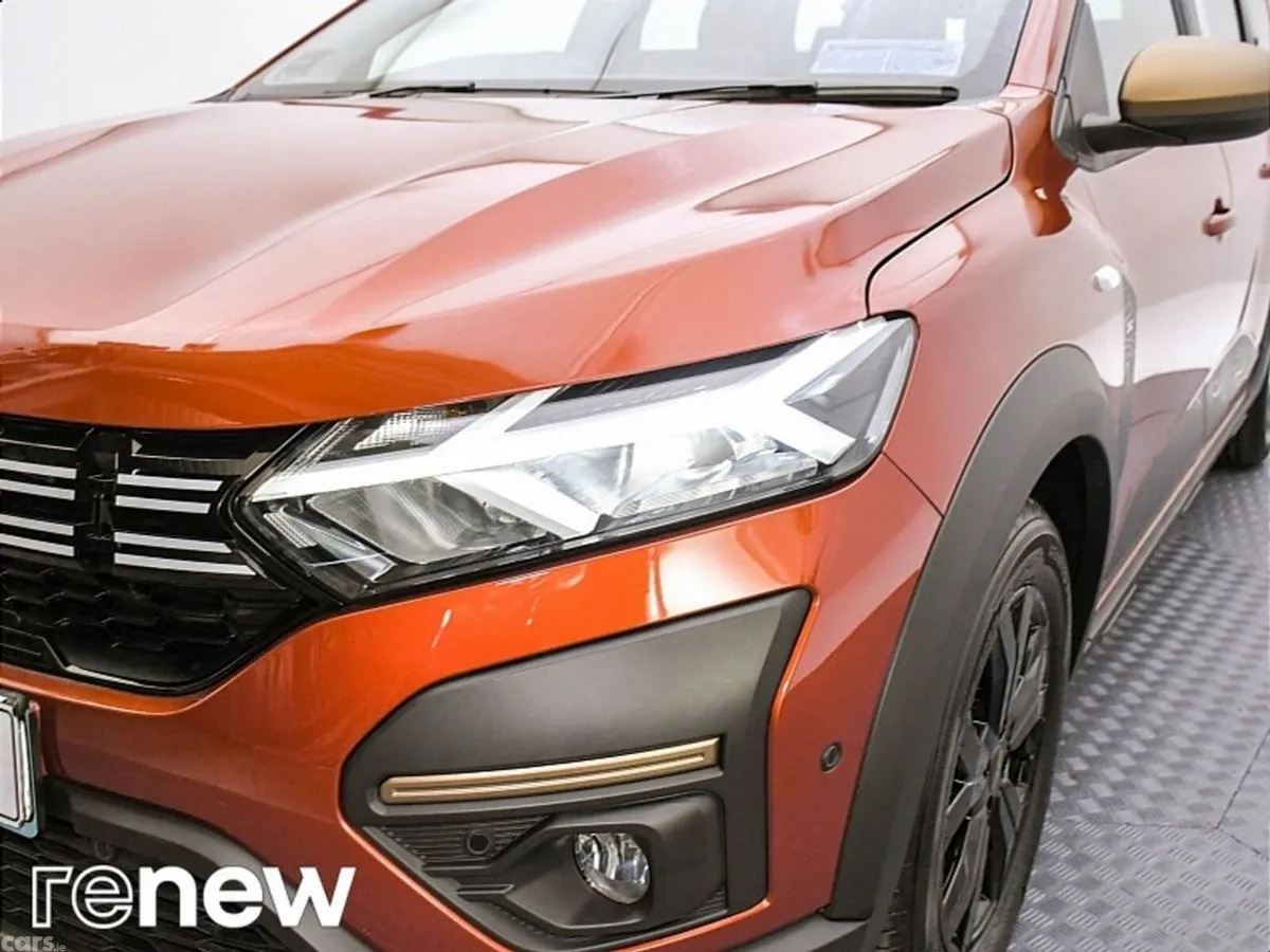 Dacia Jogger MPV, Petrol Hybrid, 2024, Brown