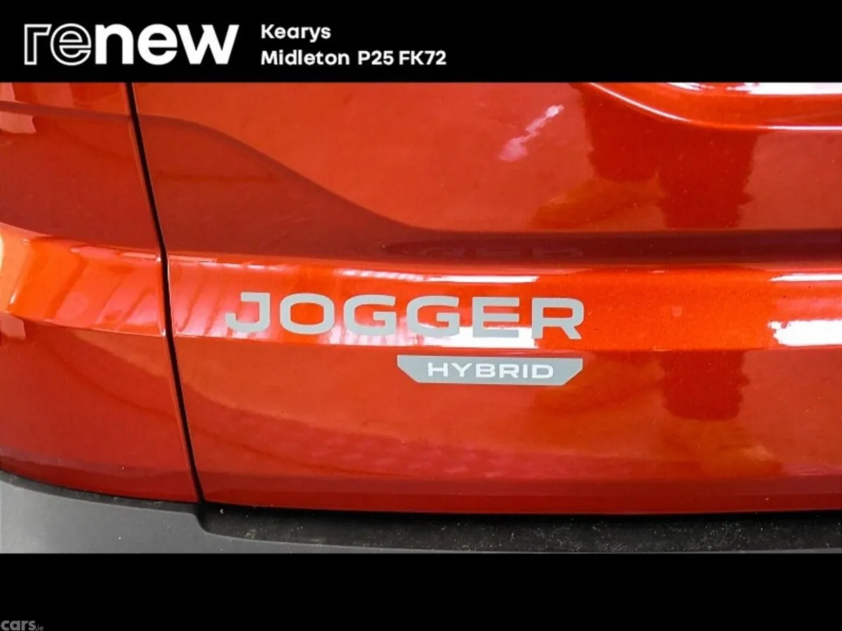 Dacia Jogger MPV, Petrol Hybrid, 2024, Brown
