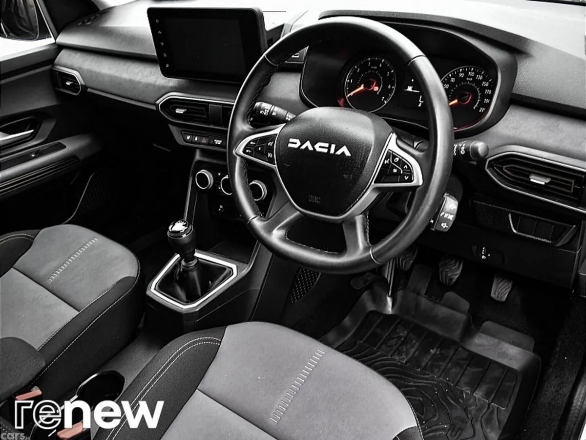 Dacia Jogger SUV, Petrol, 2025, White