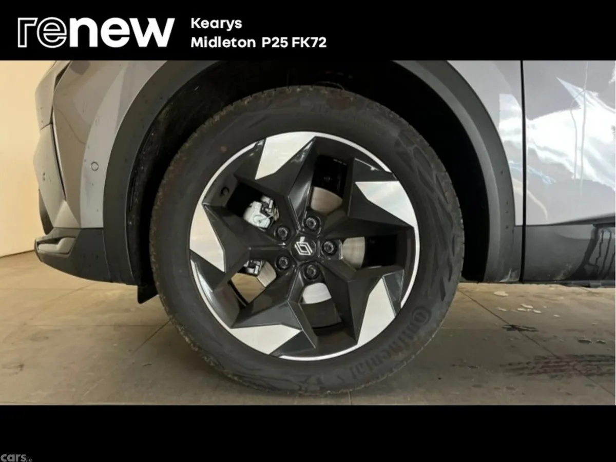 Renault Captur Hatchback, Petrol, 2026, Grey
