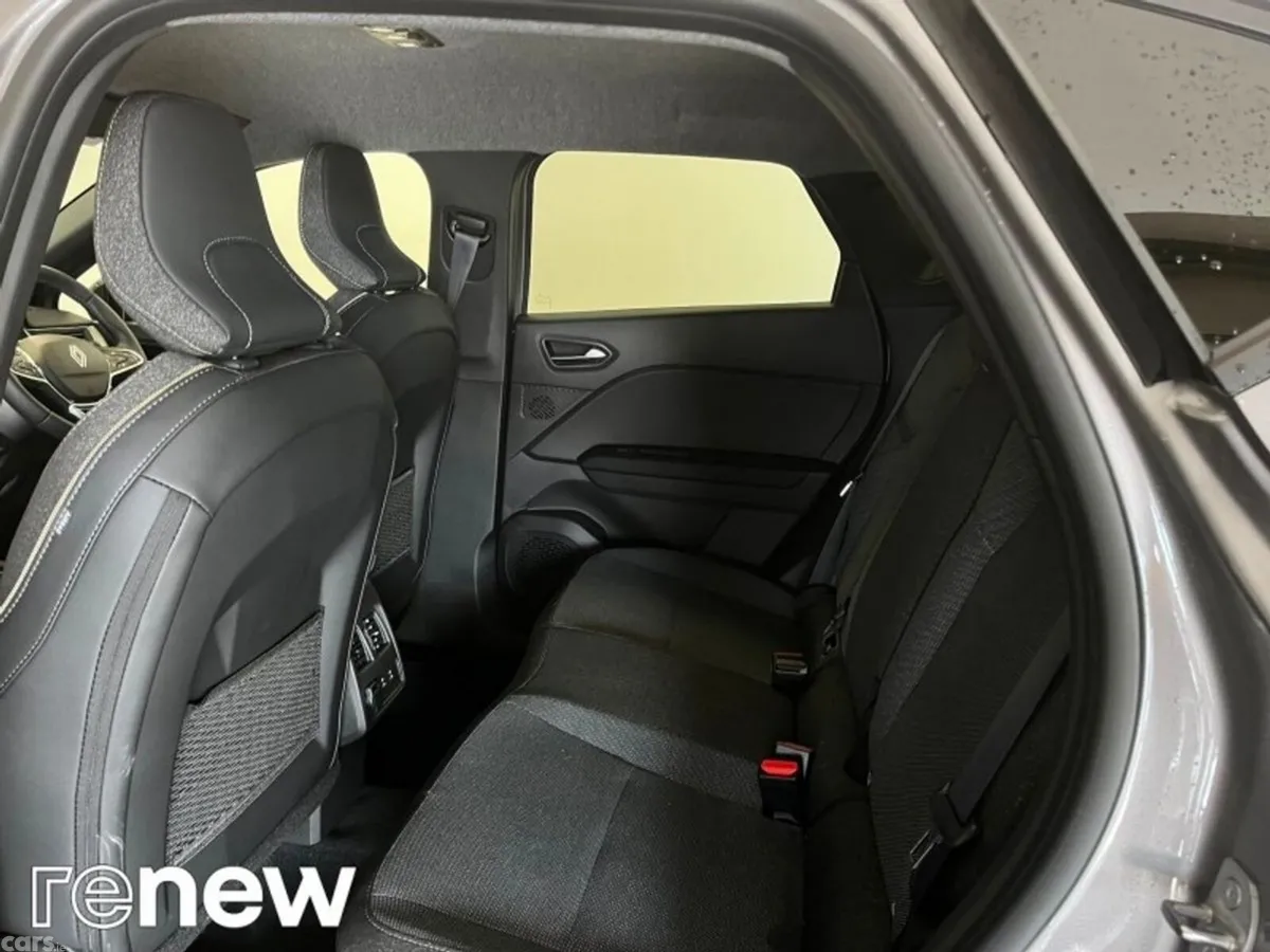 Renault Captur Hatchback, Petrol, 2026, Grey