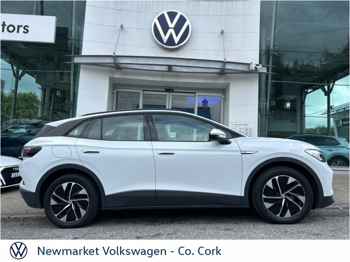 Volkswagen ID.4 SUV, Electric, 2024, White
