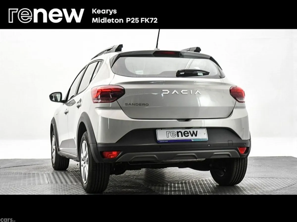 Dacia Sandero Stepway SUV, Petrol, 2023, Silver