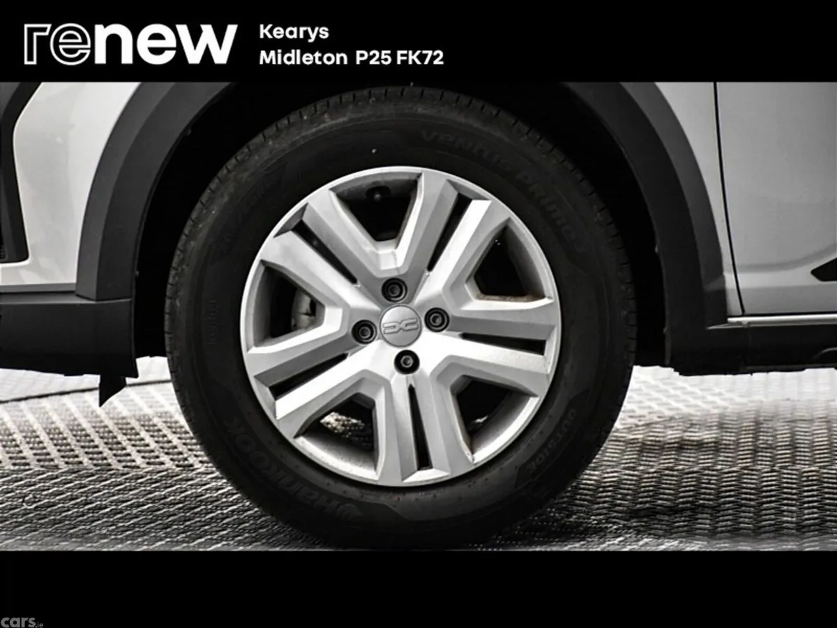 Dacia Sandero Stepway SUV, Petrol, 2023, Silver