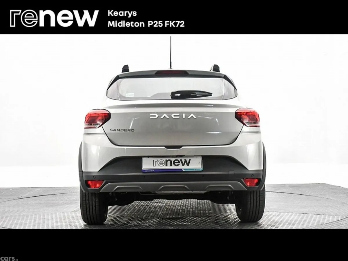 Dacia Sandero Stepway SUV, Petrol, 2023, Silver