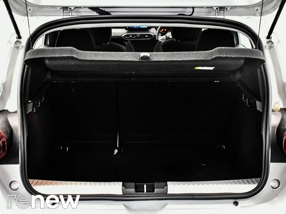 Dacia Sandero Stepway SUV, Petrol, 2023, Silver