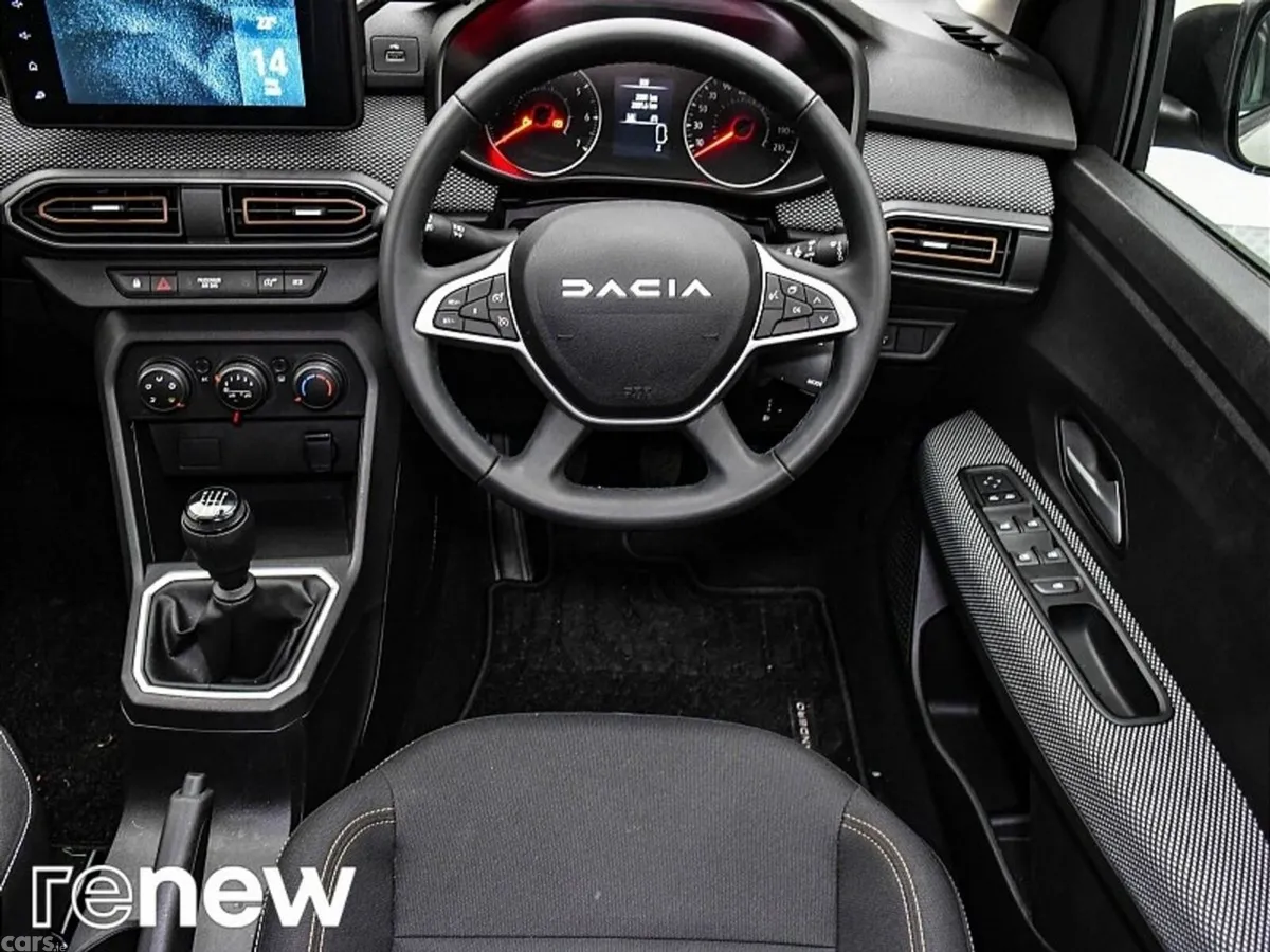 Dacia Sandero Stepway SUV, Petrol, 2023, Silver