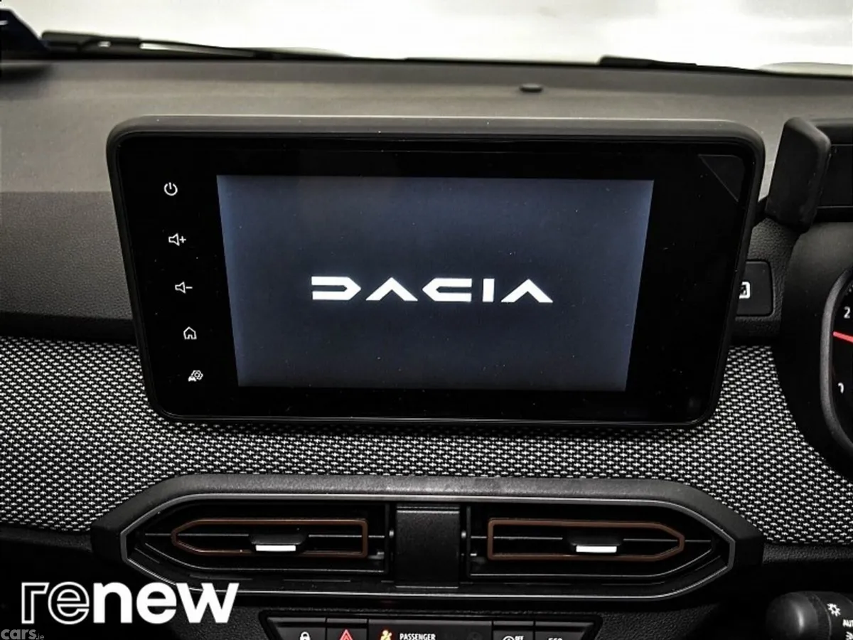 Dacia Sandero Stepway SUV, Petrol, 2023, Silver