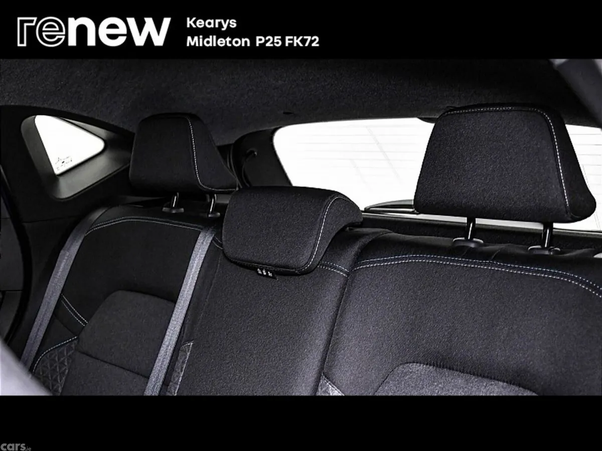 Renault Captur SUV, Petrol, 2026, Blue