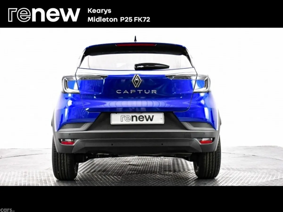 Renault Captur SUV, Petrol, 2026, Blue