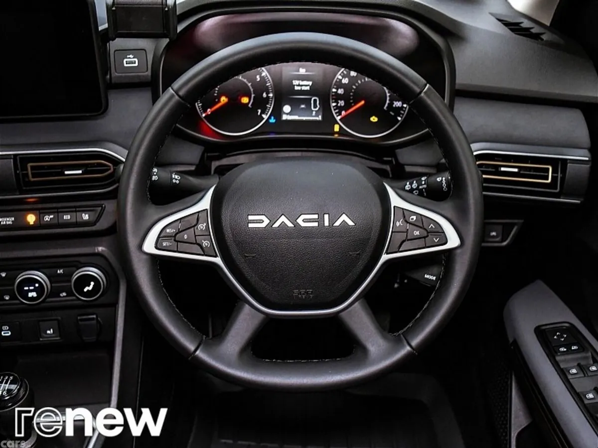 Dacia Sandero Stepway SUV, Petrol, 2026, Blue