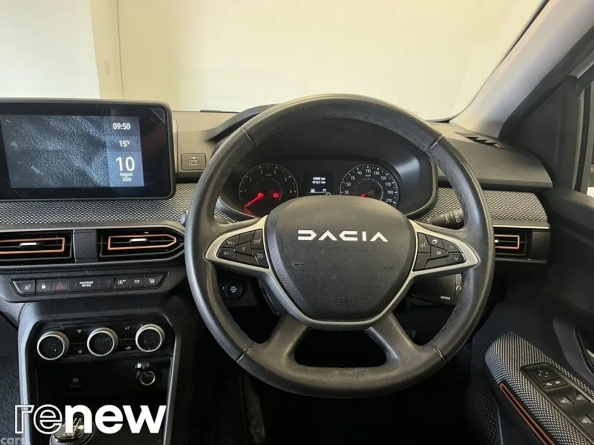 Dacia Sandero Stepway Hatchback, Petrol, 2023, White