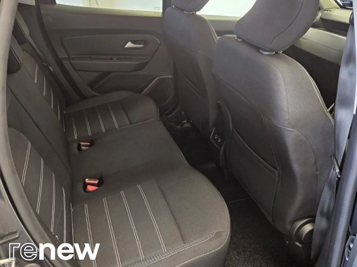 Dacia Duster SUV, Petrol, 2024, Grey