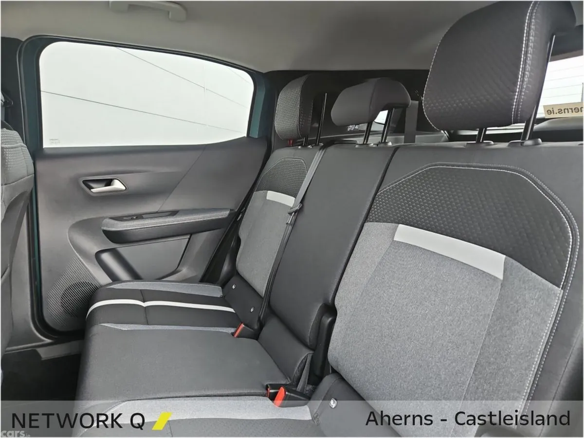 Opel Frontera SUV, Petrol Hybrid, 2026, Green