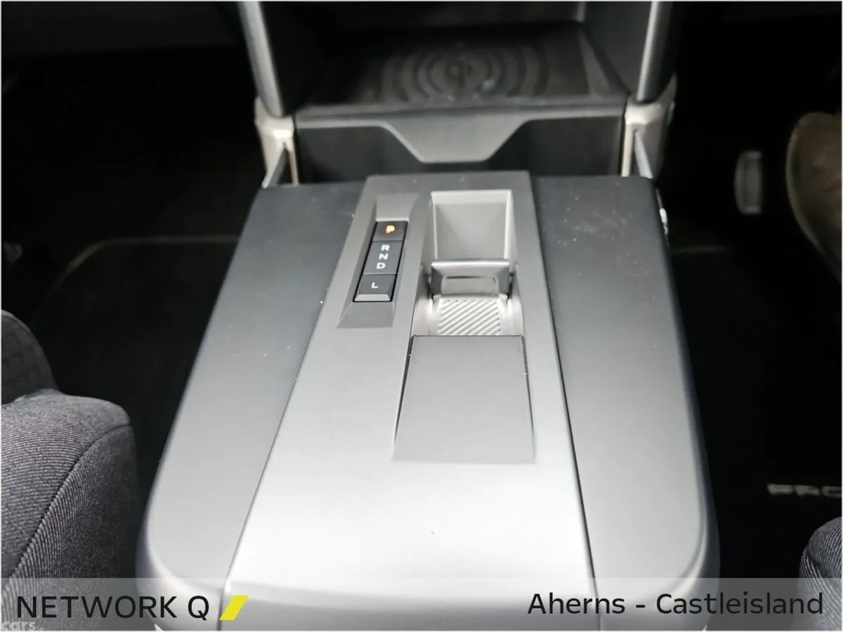 Opel Frontera SUV, Petrol Hybrid, 2026, Green