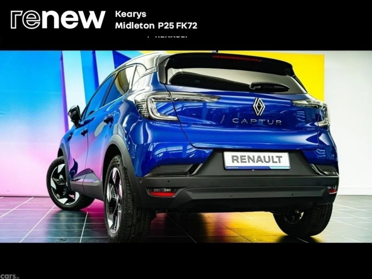 Renault Captur Hatchback, Petrol, 2026, Blue