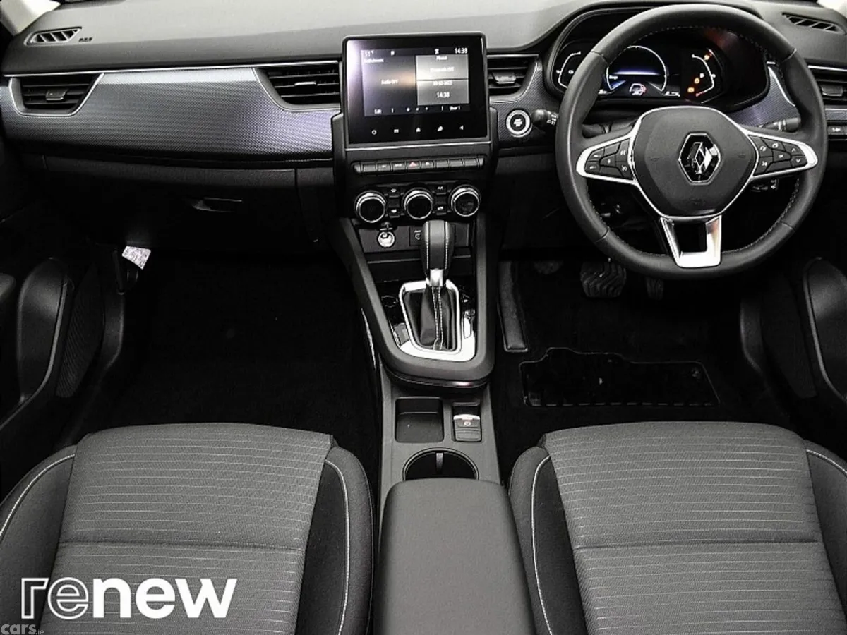 Renault Arkana Hatchback, Petrol, 2023, Black