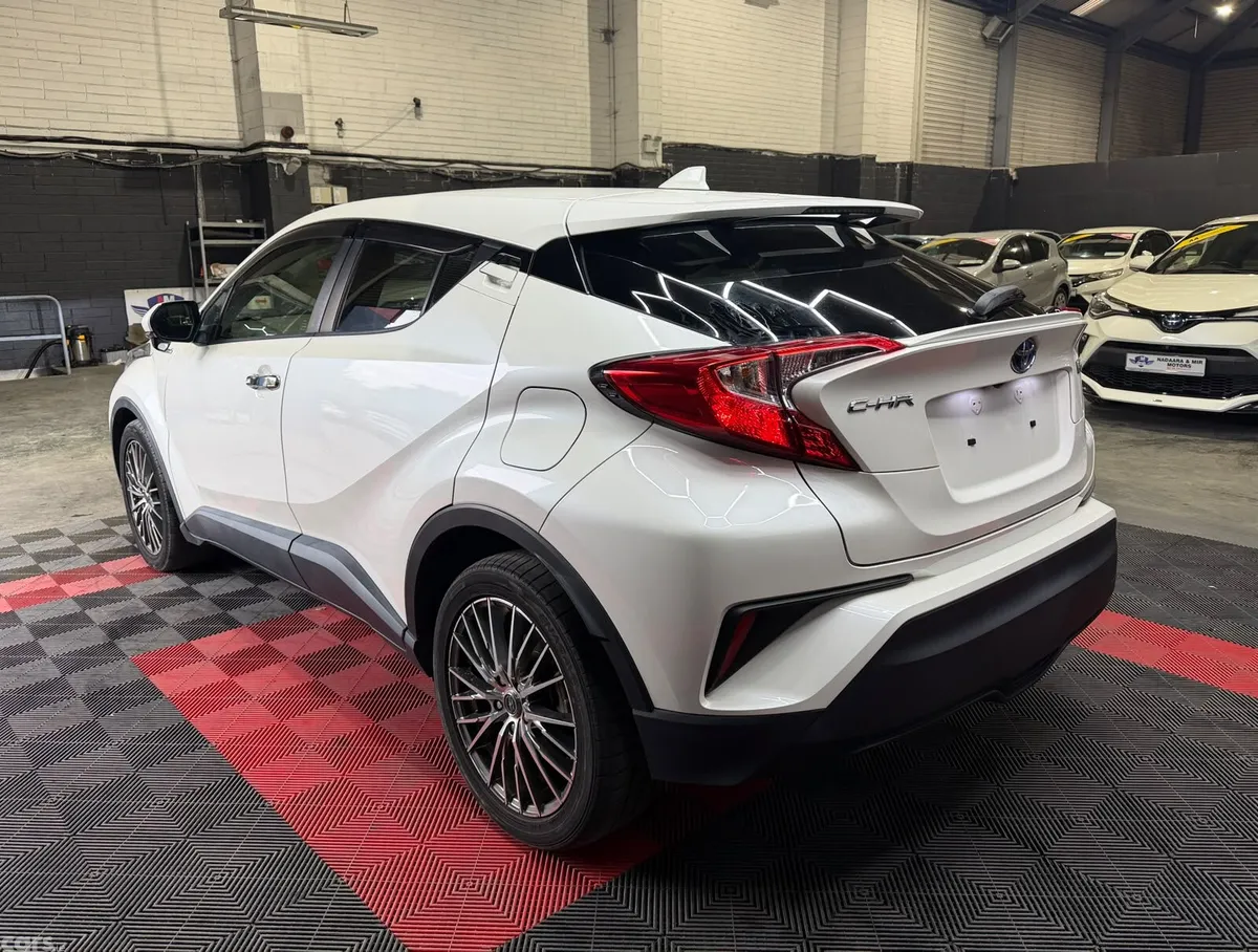 Toyota C-HR Hatchback, Petrol, 2017, White