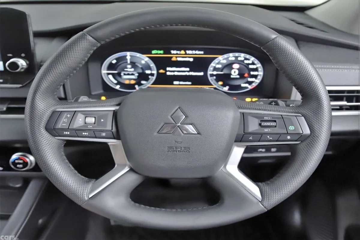 Mitsubishi Outlander SUV, Petrol Plug-in Hybrid, 2022, Black