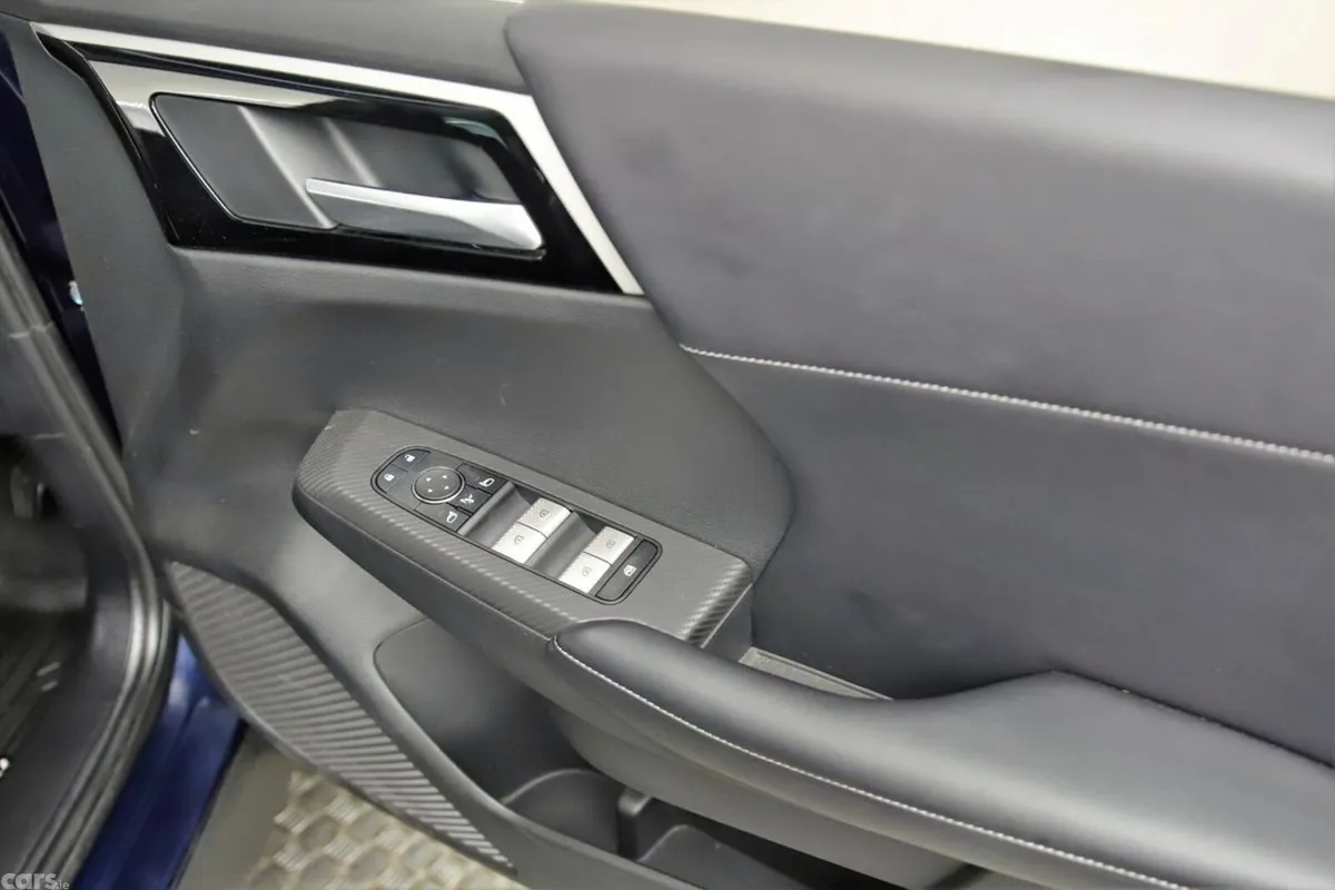 Mitsubishi Outlander SUV, Petrol Plug-in Hybrid, 2022, Black