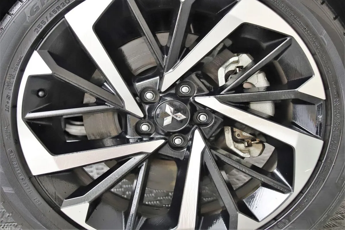 Mitsubishi Outlander SUV, Petrol Plug-in Hybrid, 2022, Black