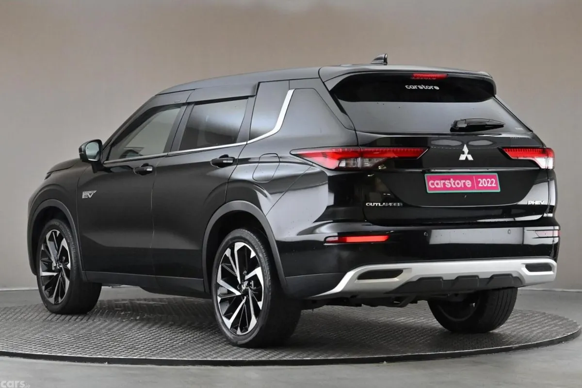 Mitsubishi Outlander SUV, Petrol Plug-in Hybrid, 2022, Black
