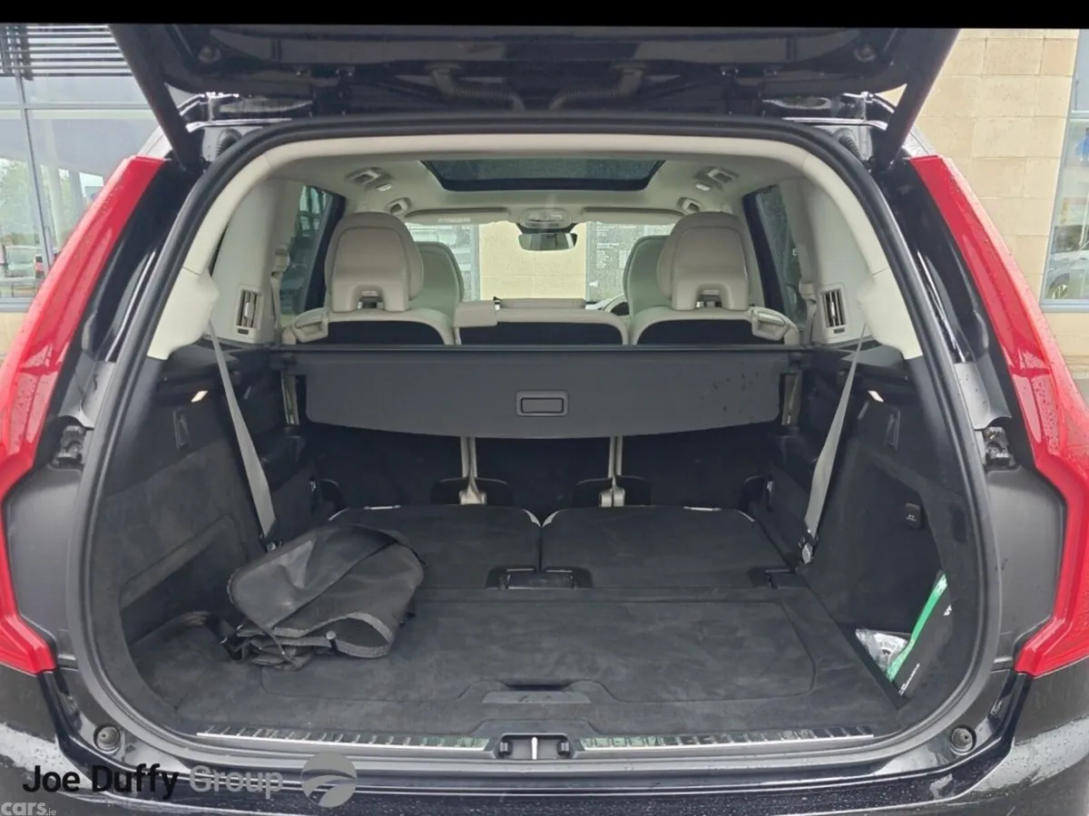 Volvo XC90 SUV, Petrol Plug-in Hybrid, 2023, Black