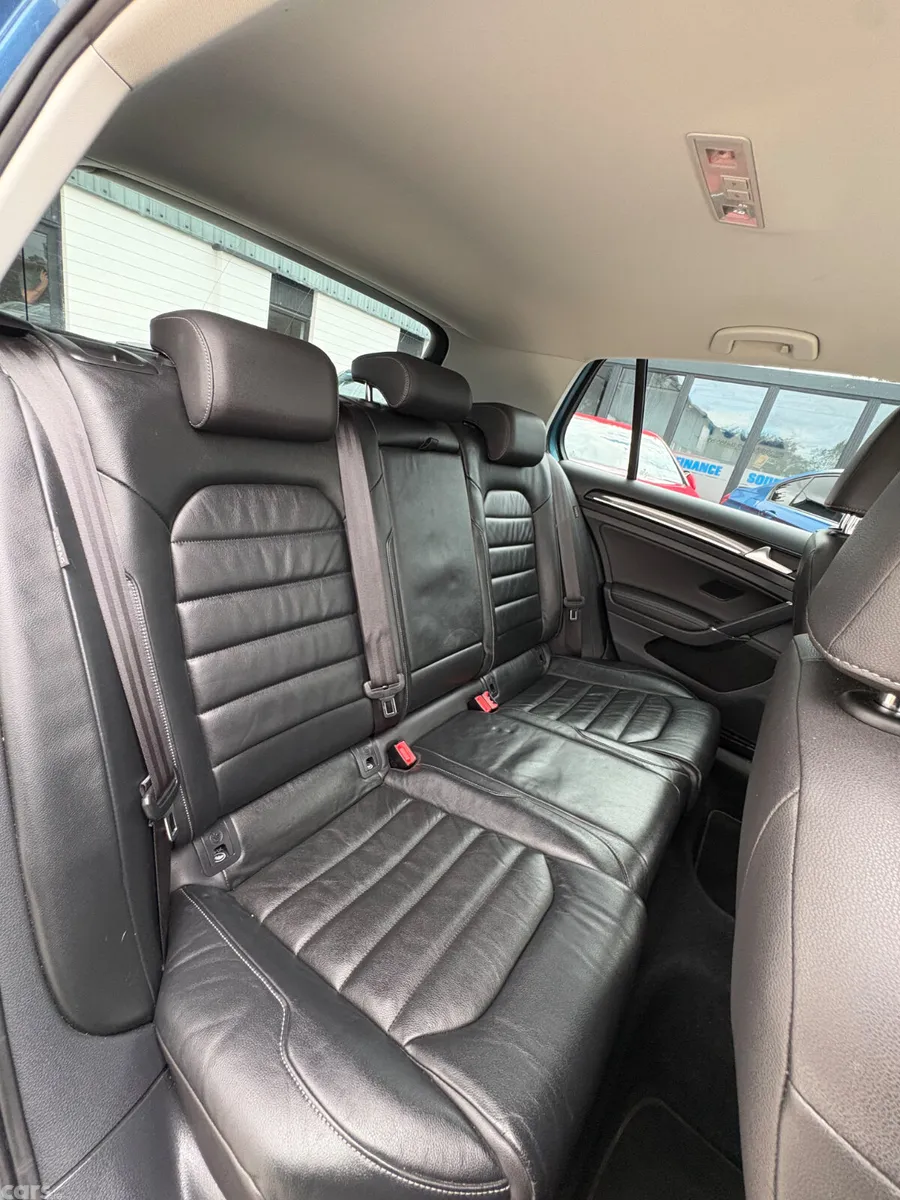 Volkswagen Golf Hatchback, Petrol, 2013, Blue
