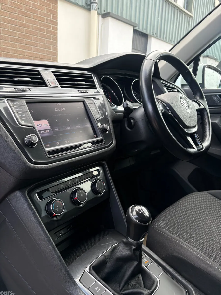 Volkswagen Tiguan SUV, Petrol, 2016, White