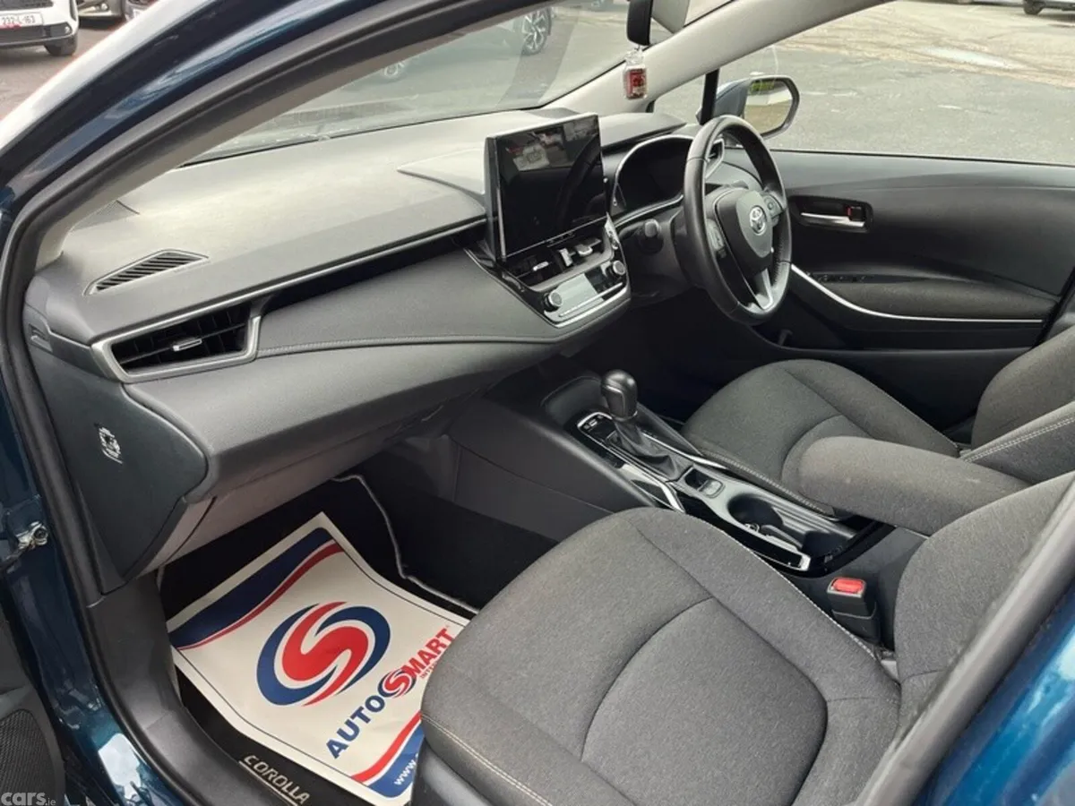 Toyota Corolla Saloon, Petrol Hybrid, 2024, Blue