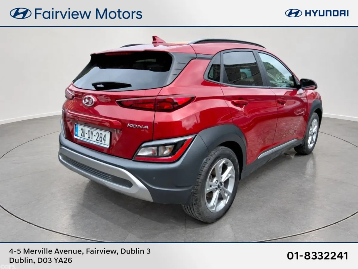 Hyundai KONA SUV, Petrol, 2021, Red