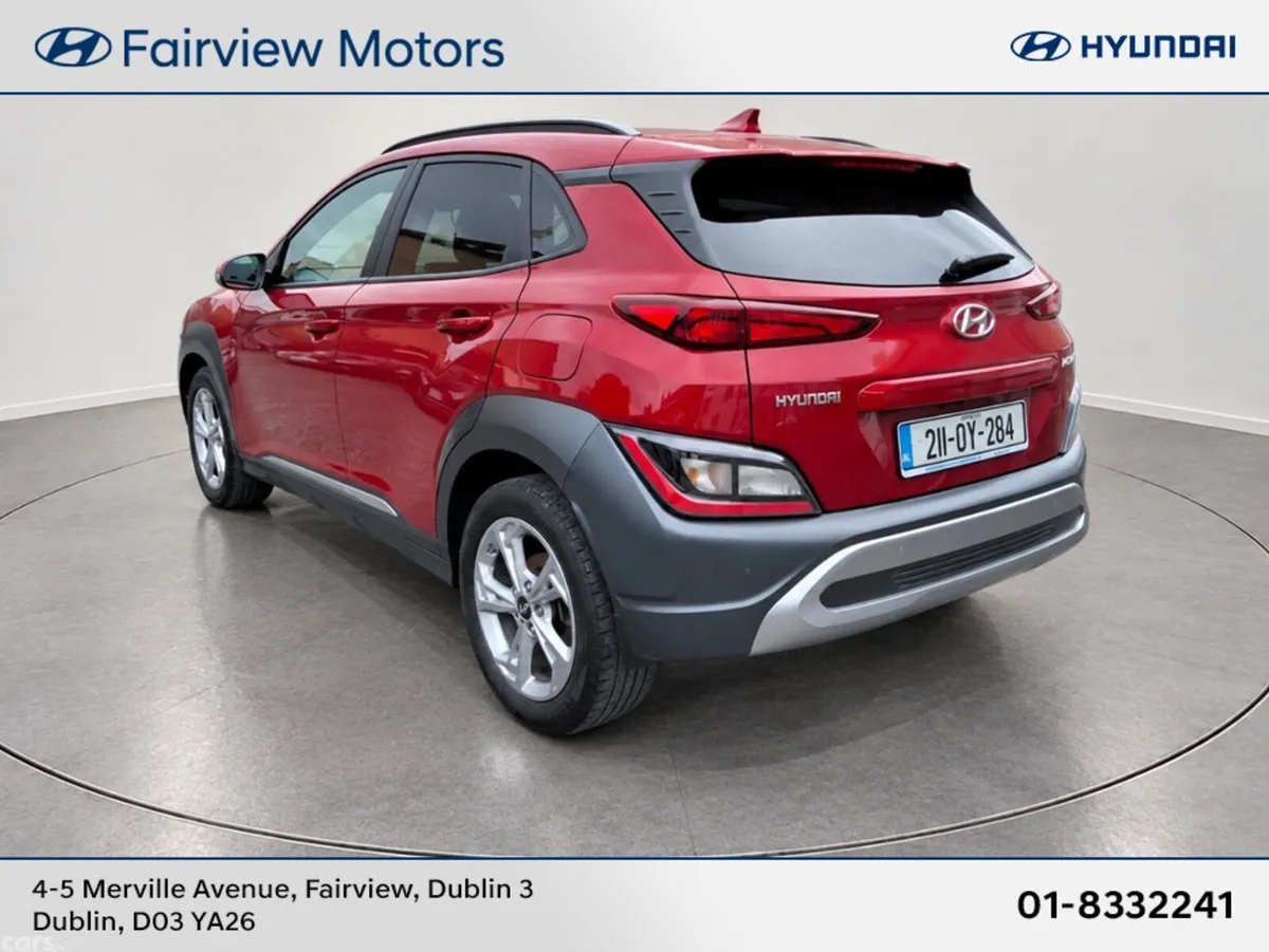 Hyundai KONA SUV, Petrol, 2021, Red