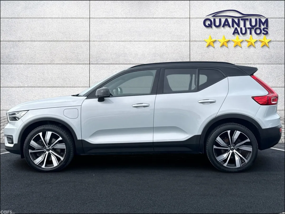 Volvo XC40 SUV, Petrol Plug-in Hybrid, 2022, Grey