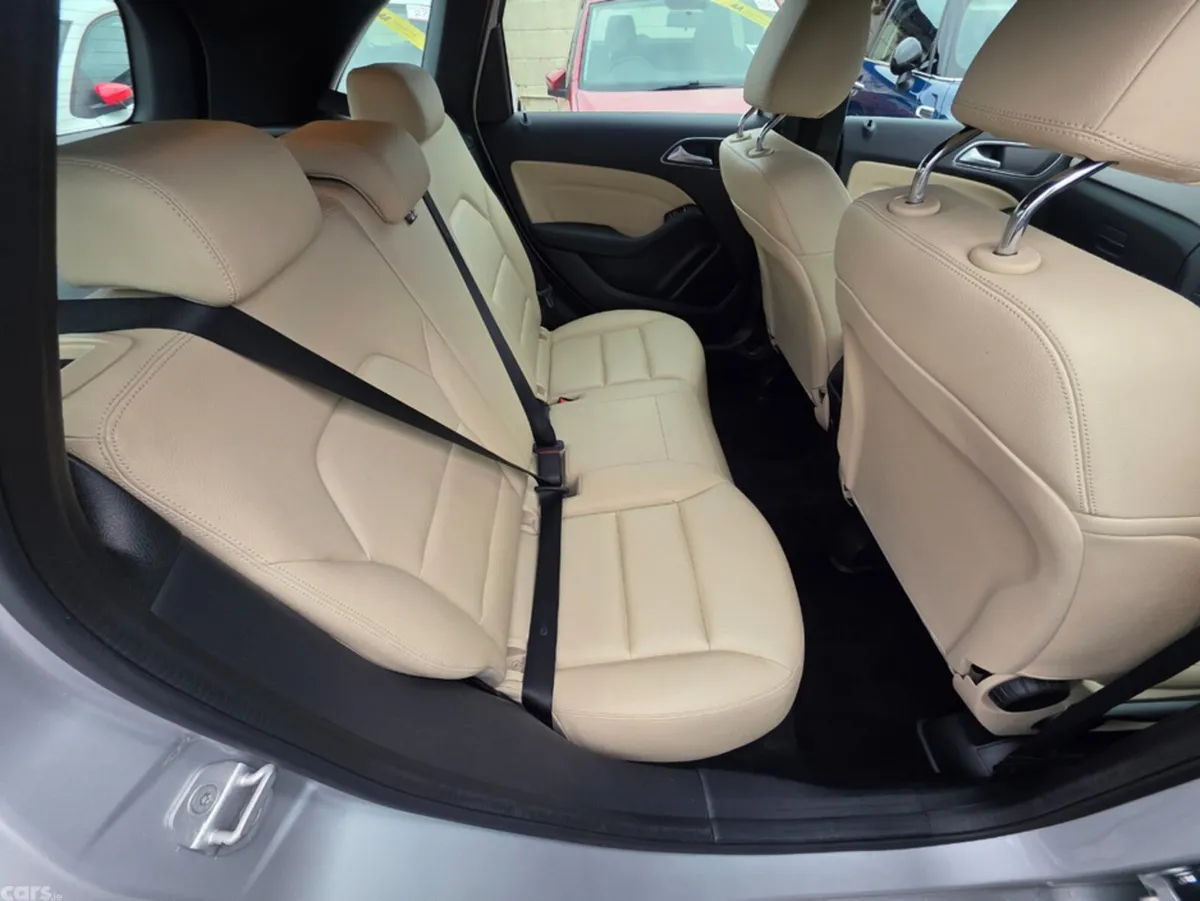 Mercedes-Benz B-Class Estate, Diesel, 2017, Grey