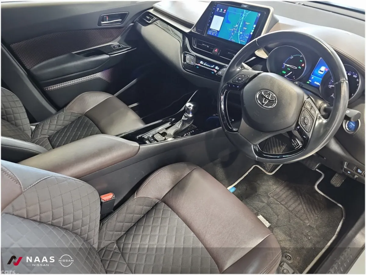 Toyota C-HR MPV, Petrol Hybrid, 2018, White