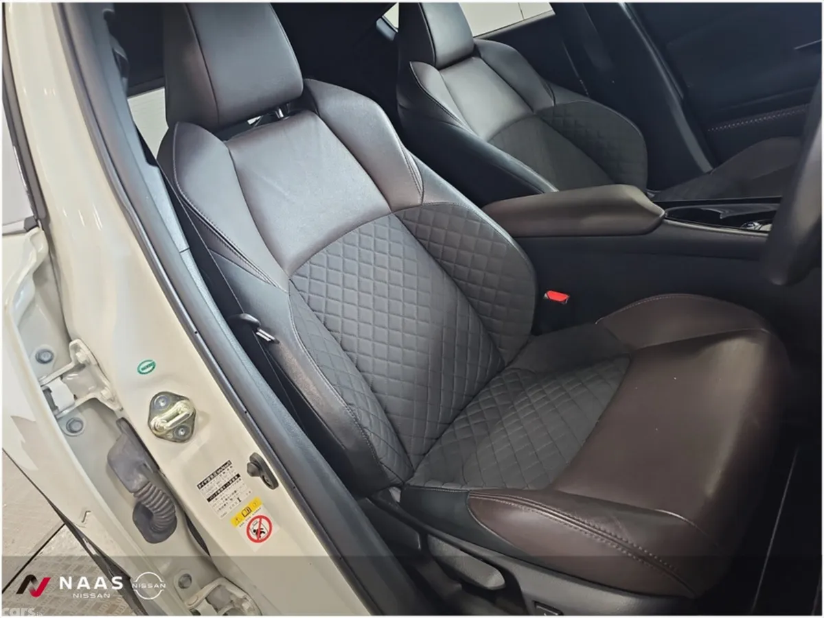 Toyota C-HR MPV, Petrol Hybrid, 2018, White