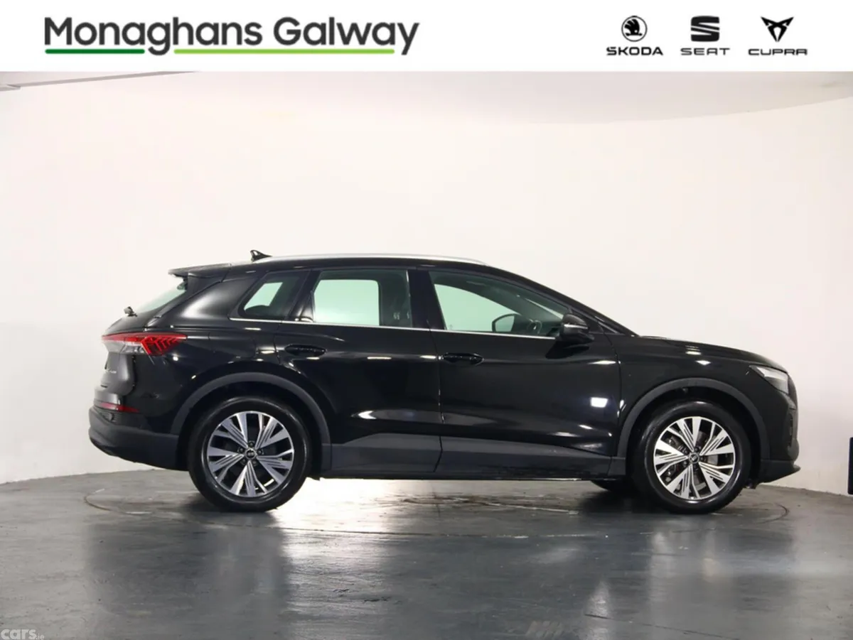 Audi Q4 e-tron SUV, Electric, 2023, Black