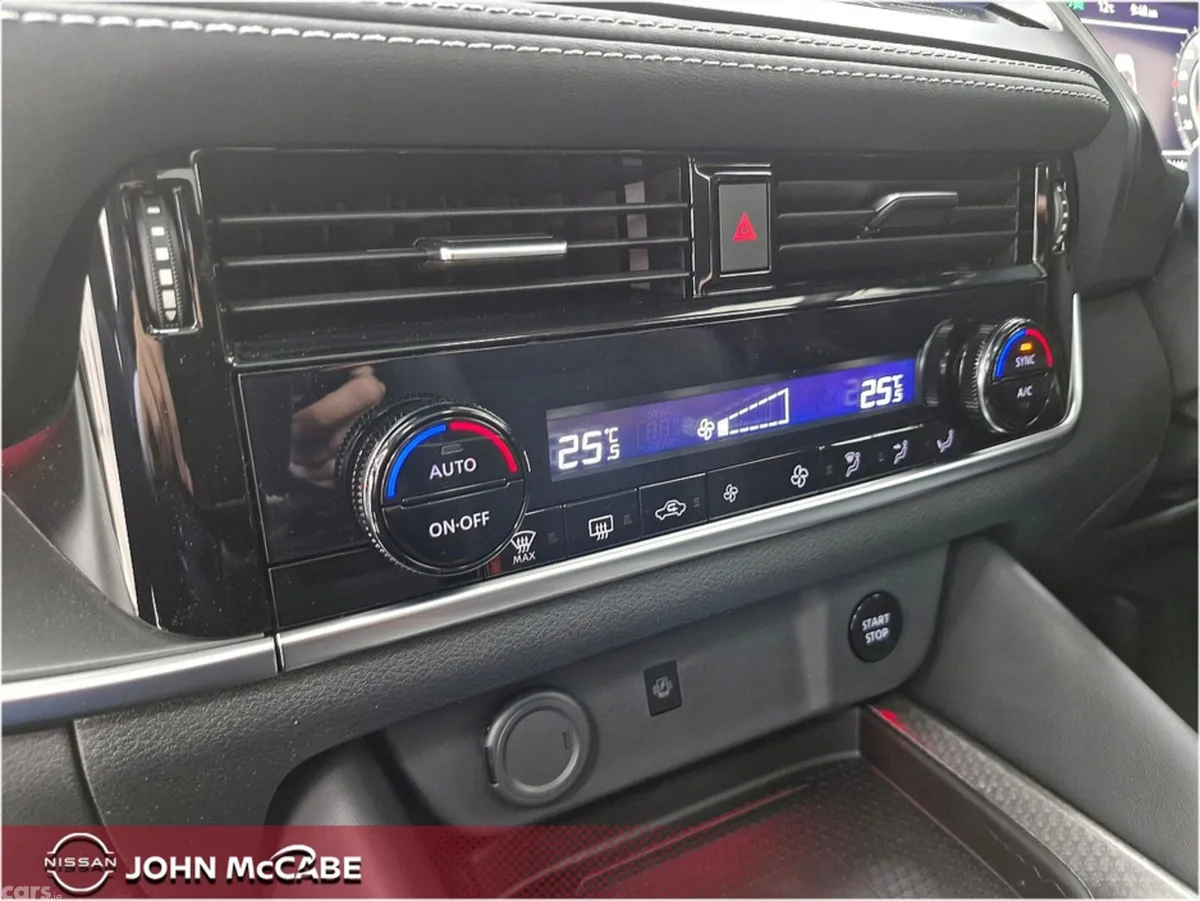 Nissan Qashqai SUV, Petrol Hybrid, 2027, Silver