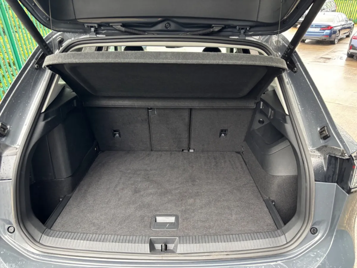 Volkswagen Tiguan Estate, Petrol Hybrid, 2024, Grey