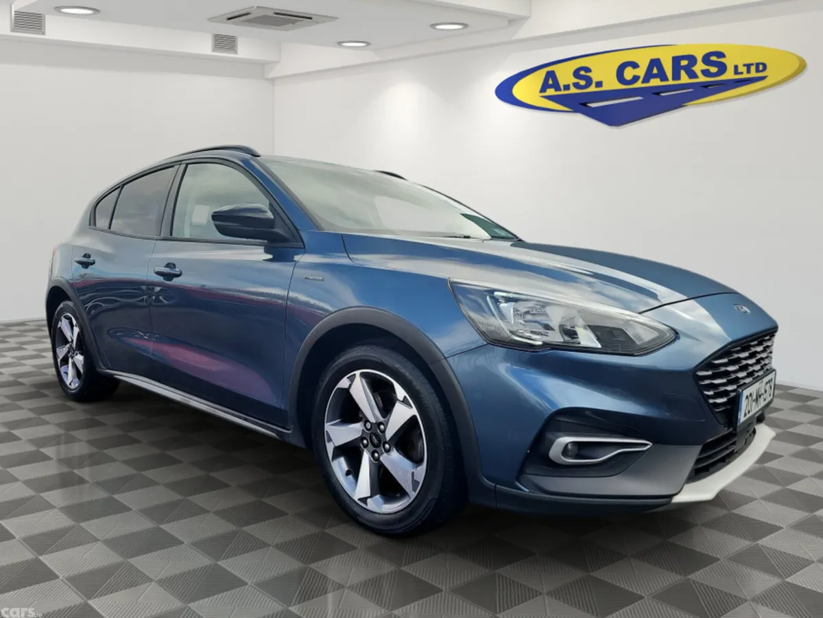 Ford Focus Hatchback, Petrol, 2020, Blue