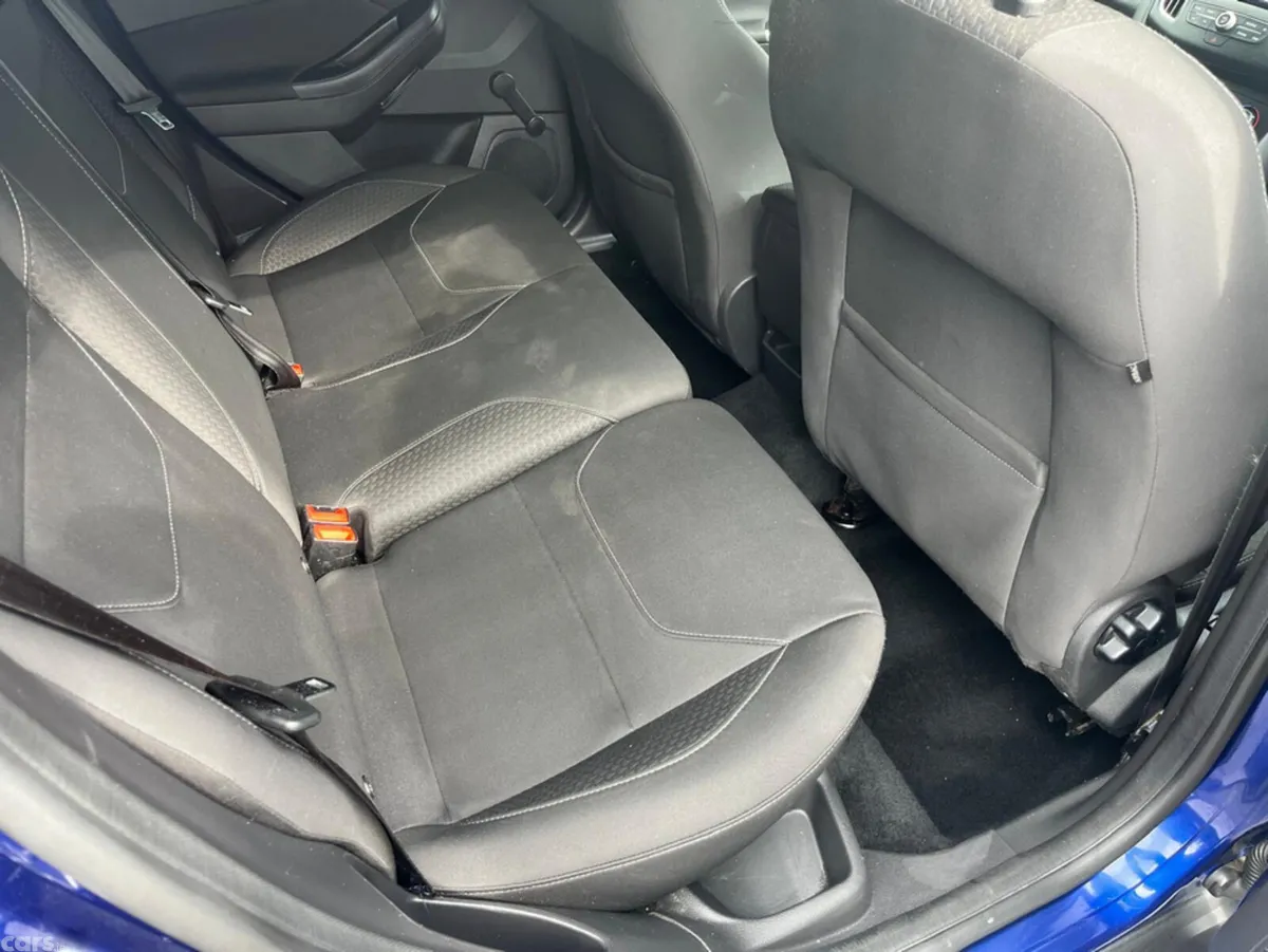 Ford Focus Hatchback, Diesel, 2015, Blue