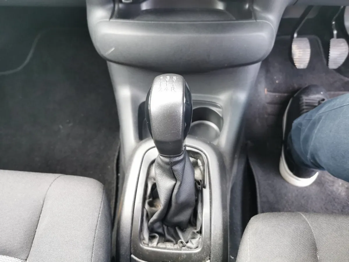 Citroen C4 Cactus Hatchback, Diesel, 2018, Blue
